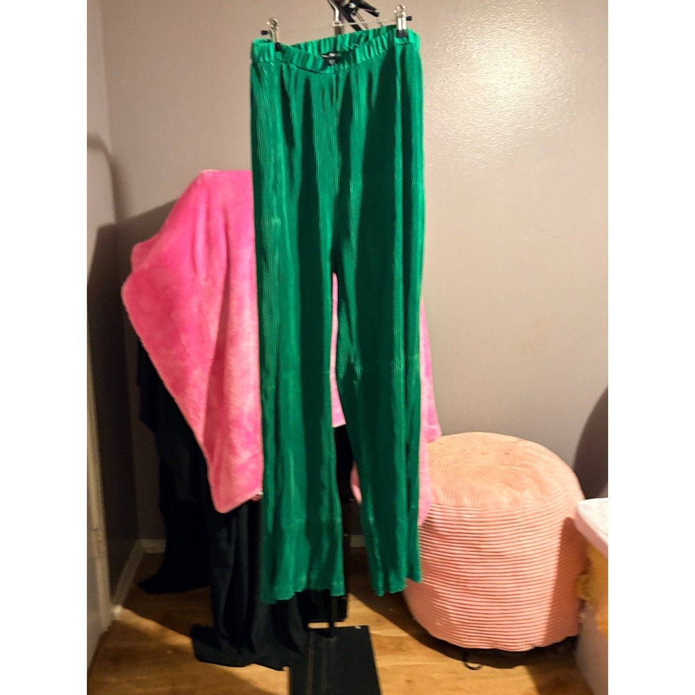 PrettyLittleThing Green Plisse High Waisted Wide Leg Pants Sz US 12